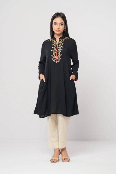 Women Ethnic Kurti : Jet Black & Plum Purple