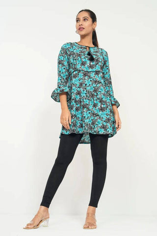 Women's Woven Tops : Green Printed